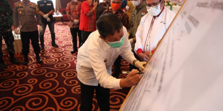 Wakil Walikota Siantar Tandatangani Deklarasi Kampanye Damai Pemilukada