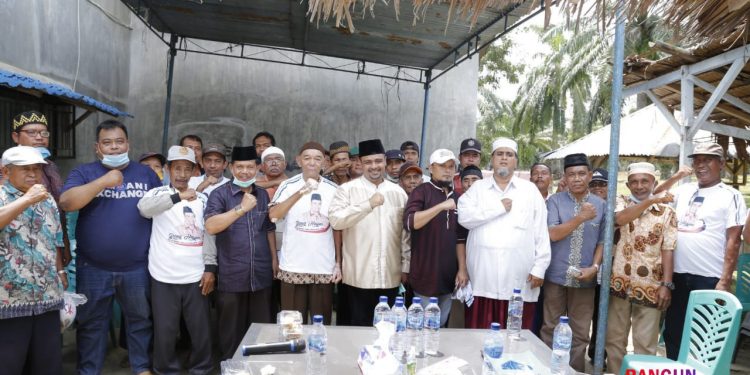 Bang Hasim Disambut Yel-yel 'Hasim-TPS Jalan Kita' di Serbelawan