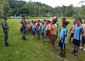 Serda Togu Simangunsong, Prajurit Batalyon 126 Kala Cakti Mengajar Anak Papua di Perbatasan