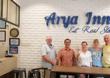 Arya Inn "Smart Family Hotel & Library Cafe"