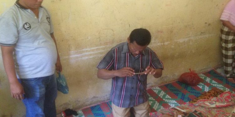 Ayah Ditemukan Tewas Tergantung, Anak Menolak Jenazah Diotopsi Ayah Ditemukan Tewas Tergantung, Anak Menolak Jenazah Diotopsi