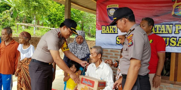 Gelar Bhakti Sosial Kesehatan, Polisi Beri Bantuan Pada Warga di Kota Agung Gelar Bhakti Sosial Kesehatan, Polisi Beri Bantuan Pada Warga di Kota Agung