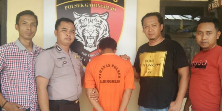 Polisi Amankan Tersangka Pengeroyokan dan Buru Tiga Rekannya