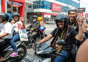 Merakyat, DJOSS Menyapa Warga Dari Sepeda Motor