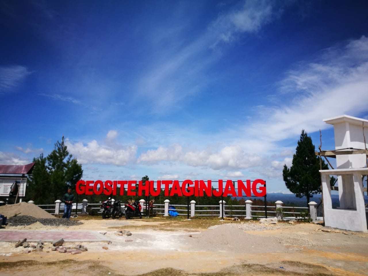 Danau Toba Tawarkan Sejuta Cinta dari Huta Ginjang Danau Toba Tawarkan Sejuta Cinta dari Huta Ginjang