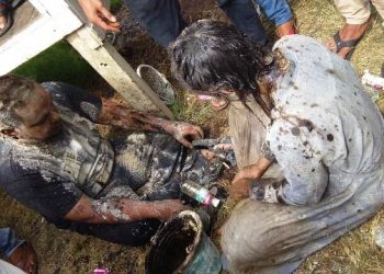 Dituduh Mesum di Kamar, Maneger Hotel Rumoh PMI Banda Aceh Diarak dan Dimandikan Air Comberan
