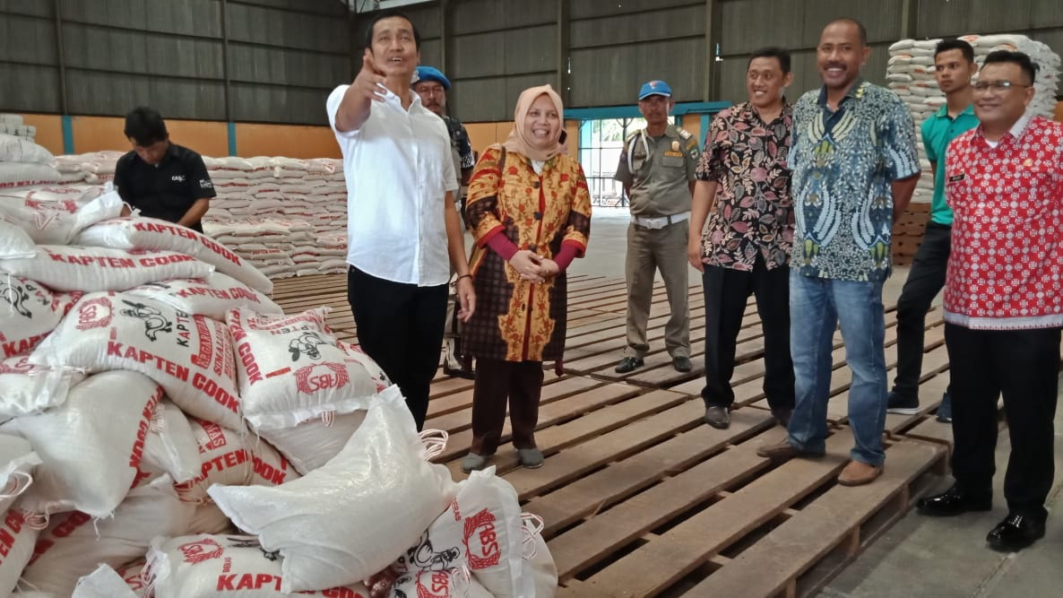 Sambut Natal Tahun Baru, Bulog Pastikan Stok Beras Aman di Samosir, Taput dan Sekitarnya Sambut Natal Tahun Baru, Bulog Pastikan Stok Beras Aman di Samosir, Taput dan Sekitarnya