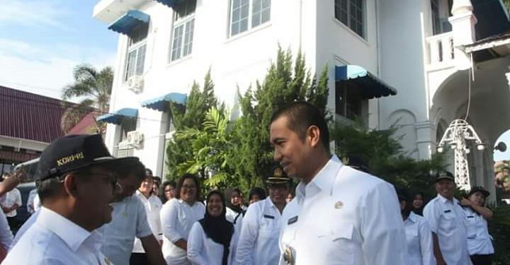 Hari Pertama Masuk Kerja, ini Pesan Walikota Untuk PNS di Kota Siantar Hari Pertama Masuk Kerja, ini Pesan Walikota Untuk PNS di Kota Siantar