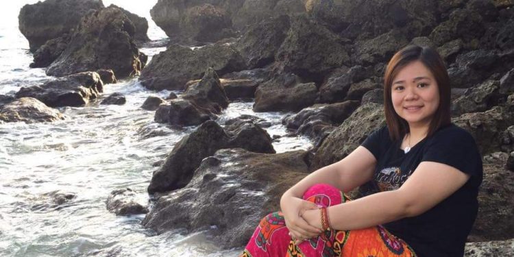 Gadis Cantik di Pematangsiantar Ini Memaknai Lebaran dengan Berbagi
