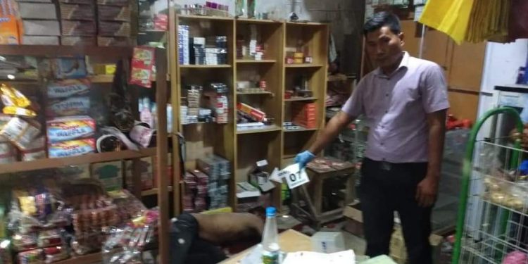 Rinto Harahap Dihabisi Abang Iparnya, Tangan Putus dan Ditemukan di Atas Meja Rinto Harahap Dihabisi Abang Iparnya, Tangan Putus dan Ditemukan di Atas Meja
