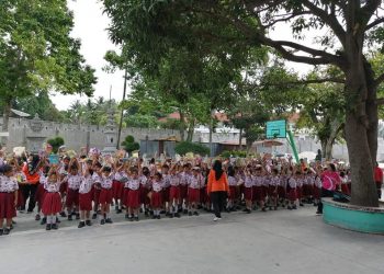 Setiap Tahun Awie 168 Sumbangkan Perlengkapan Sekolah