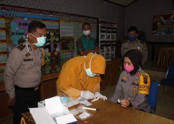 Dukung Pencegahan Penyebaran Covid-19 AKBP Juliani Prihartini Ikut Rapid Test
