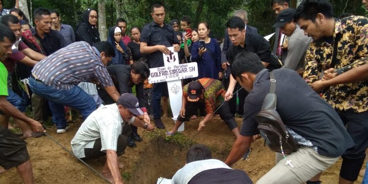 Polisi Tetapkan 3 Tersangka atas Kematian Golfrid Siregar