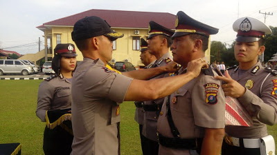 Dua Kapolsek di Labuhan Batu Dimutasi, AKP Asmon Bufitra Jabat Kapolsek Kualuh Hulu Dua Kapolsek di Labuhan Batu Dimutasi, AKP Asmon Bufitra Jabat Kapolsek Kualuh Hulu