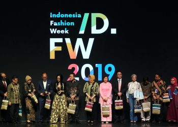 Indonesia Fashion Week 2019 Angkat Tema "Culture Values"