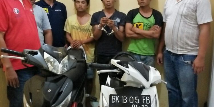 Tiga Pelaku Curanmor Dibekuk Tiga Pelaku Curanmor Dibekuk