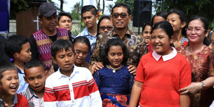 Mantab, JR Saragih Ajak Relawan Menangkan Djarot-Sihar Mantab, JR Saragih Ajak Relawan Menangkan Djarot-Sihar