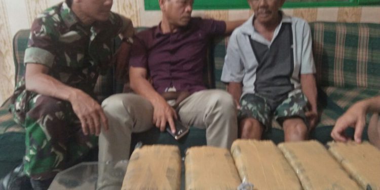 Kakek 62 Tahun Ketangkap Simpan 5 Kg Ganja Kakek 62 Tahun Ketangkap Simpan 5 Kg Ganja