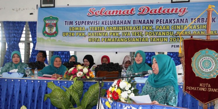 Tim Supervisi TP PKK Sumut Kunjungi Kelurahan Percontohan di Siantar