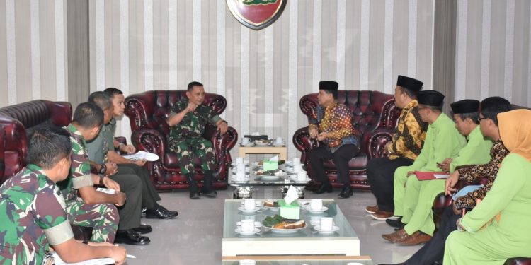 Pangdam I Bukit BarisanTerima Audiaensi Kanwil Kemenag Provinsi Sumut Pangdam I Bukit BarisanTerima Audiaensi Kanwil Kemenag Provinsi Sumut