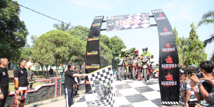 900 Peserta Meriahkan Persahabatan 122 Trail Adventure