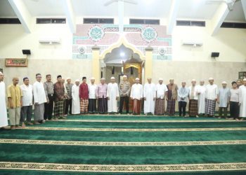 Kapolrestabes Medan Sampaikan Pesan Kamtibmas di Masjid Al Falah