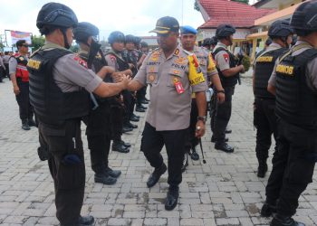 Polres Simalungun Gelar Apel Pergeseran Pasukan Ops Mantap Brata Toba 2018