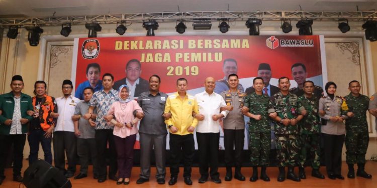 Kapolrestabes Medan Adakan Deklarasi Bersama Jaga Pemilu 2019