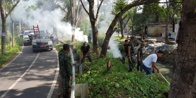 Prajurit Kodam I/BB dan BWS Sumatera II Serbu Sungai di Inti Kota Medan