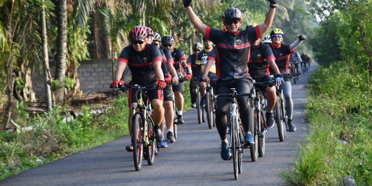 Gowes Pangdam I/BB Bersama Pamen Wujudkan Soliditas dan Kesepahaman Pelaksanaan Tugas Gowes Pangdam I/BB Bersama Pamen Wujudkan Soliditas dan Kesepahaman Pelaksanaan Tugas