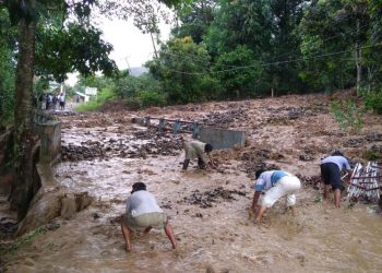 Tiaman Boru Situmorang Hilang dalam Banjir Bandang di Samosir