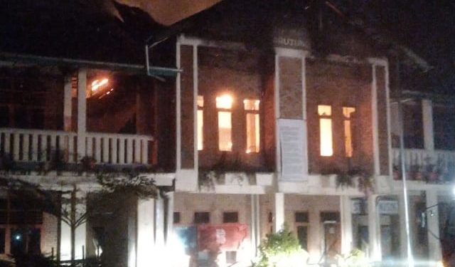 Sekolah St. Maria Tarutung Kebakaran