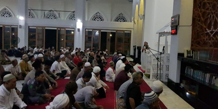 Kapolda Jabar, Muspida dan Masyarakat  Bogor Buka Puasa Bersama