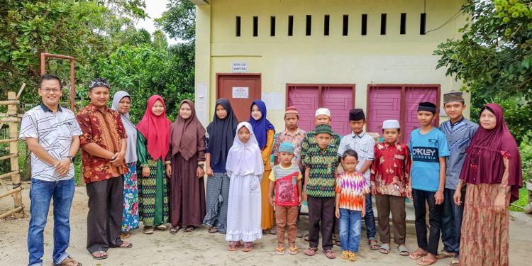 Ramadhan, Ahok Berbagi Kasih di Pesantren