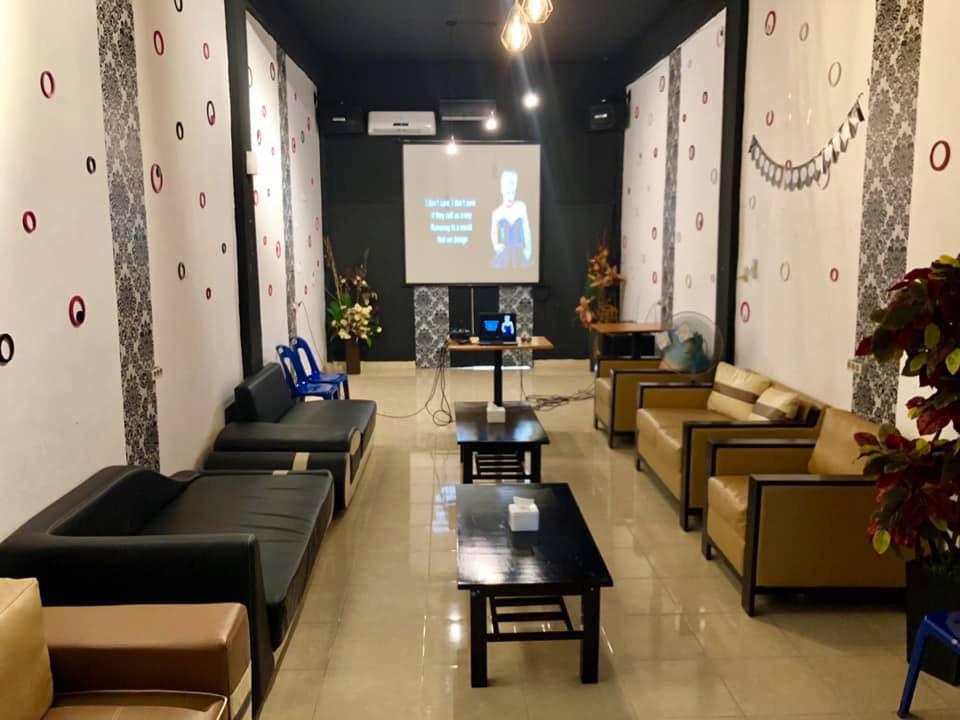 Rock's Coffie Tongkrongan Mewah Harga Bersahabat