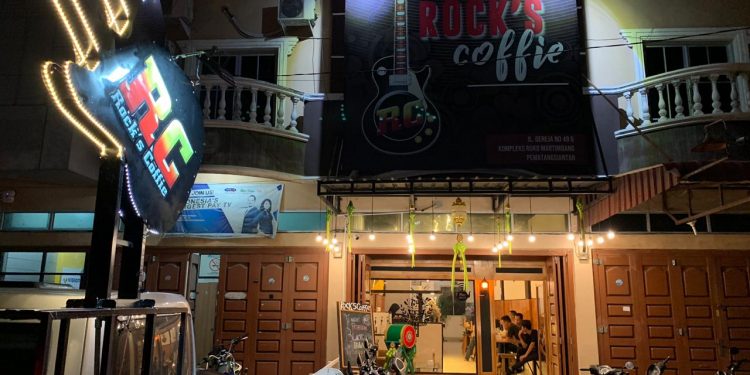 Rock's Coffie Tongkrongan Mewah Harga Bersahabat