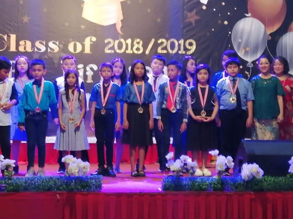 88 Siswa Terbaik SD Kristen Kalam Kudus 2 Pematangsiantar Ikuti Graduation Day