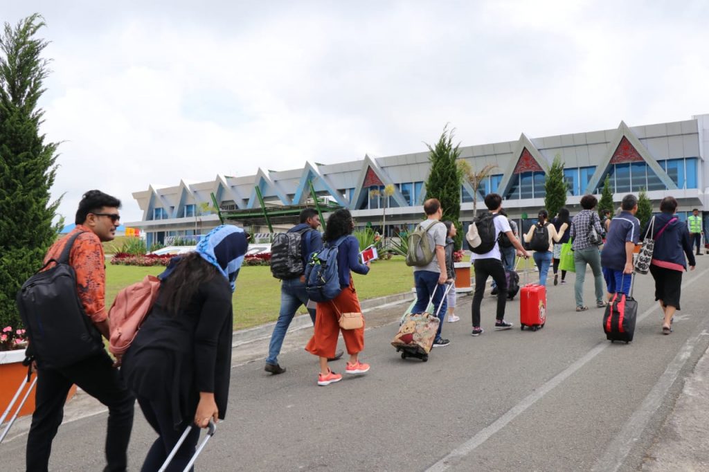 Akses Danau Toba, Air Asia Kembali Layani Penerbangan Kuala Lumpur-Silangit Akses Danau Toba, Air Asia Kembali Layani Penerbangan Kuala Lumpur-Silangit