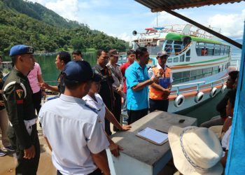 Jelang Idul Fitri 1440 H, Awak Kapal Motor di Kawasan Danau Toba Dites Urine Narkoba