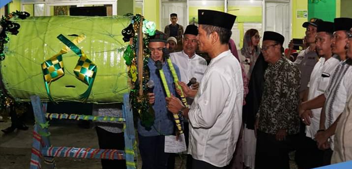 Pukul Bedug, Bupati Nisel Buka Pawai Malam Takbiran Pukul Bedug, Bupati Nisel Buka Pawai Malam Takbiran