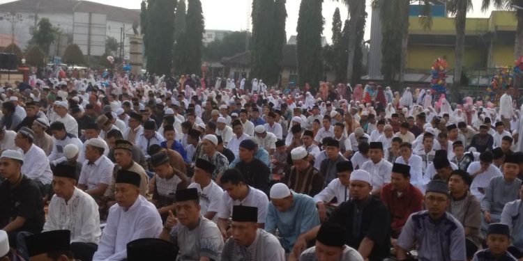 Indahnya Negeriku, Pemuda Katholik dan Kristen Ikut Amankan Sholat Idul Fitri