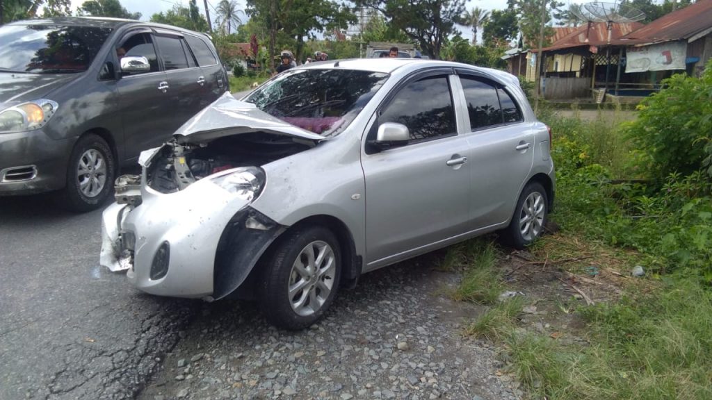 Bus Palapa Kecelakaan di Jalin Siantar-Parapat Bus Palapa Kecelakaan di Jalin Siantar-Parapat