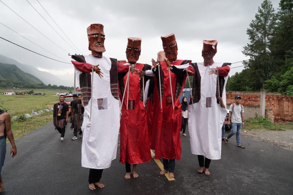 Karnaval Sigalegale 2019, Tunjukkan Kekuatan Budaya Samosir Karnaval Sigalegale 2019, Tunjukkan Kekuatan Budaya Samosir