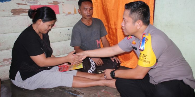 Luput dari Perhatian Dinas Sosial, Kapolres Siantar Bantu Warga Cacat