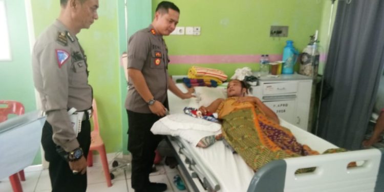 Sambut HUT Bhayangkara Ke -73, Kapolres Nias Santuni Korban Laka Lantas