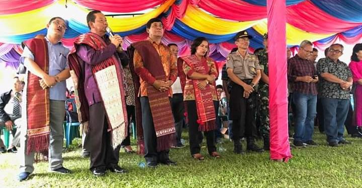 Bupati Samosir Hadiri Pesta Emas 50 Tahun Tugu Toga Samosir