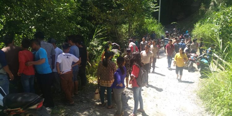 Boncengan Naik Sepedamotor, Ibu Guru Boru Siregar dan Yumi Pasaribu Terjun ke Sungai lalu Hilang