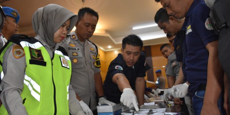 Personil Polres Bogor Jalani Tes Urine, Hasilnya Negatif