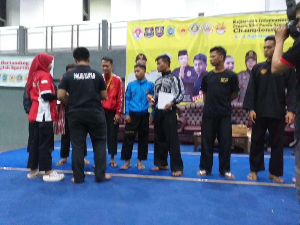 Serda Alhadid Sang Jawara dari Batalyon 122 Tombak Sakti Serda Alhadid Sang Jawara dari Batalyon 122 Tombak Sakti