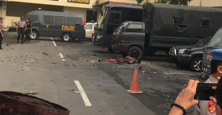 Pakai Atribut Ojek Online, Ledakkan Bom di Polrestabes Medan
